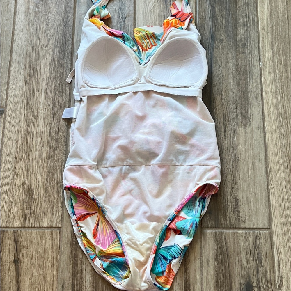 Upstream Butterfly Ruffle Hidden Tummy Swimwear - Picture 10 of 10